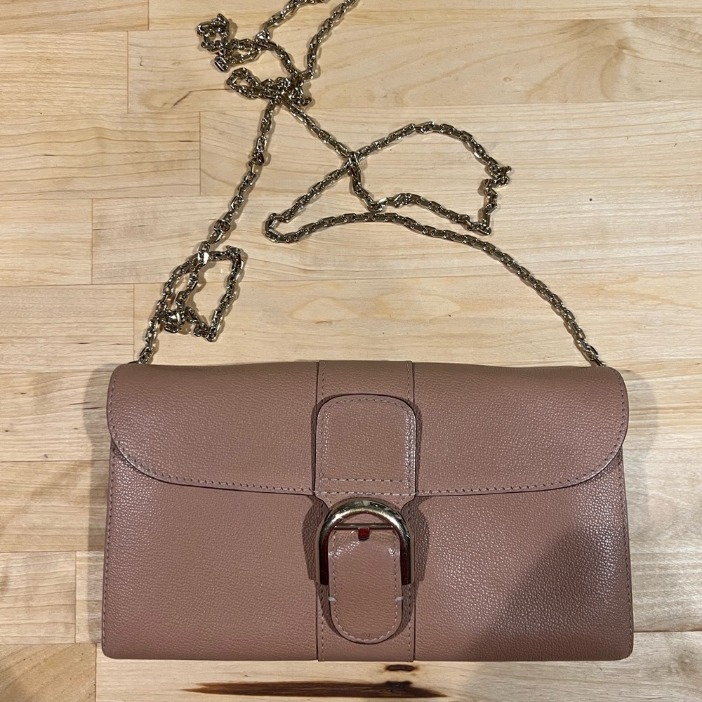 Delvaux Brillant Wallet On Chain